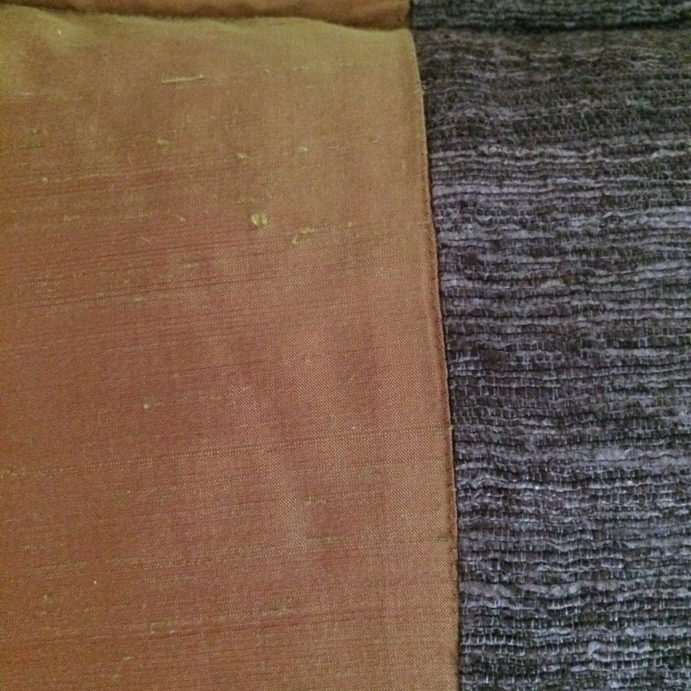 Ethan Allen Accent Pillow *SOLD* - Picture 5 of 7